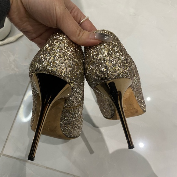 Jimmy Choo Glitter Pumps - Gold - Picture 4 of 5
